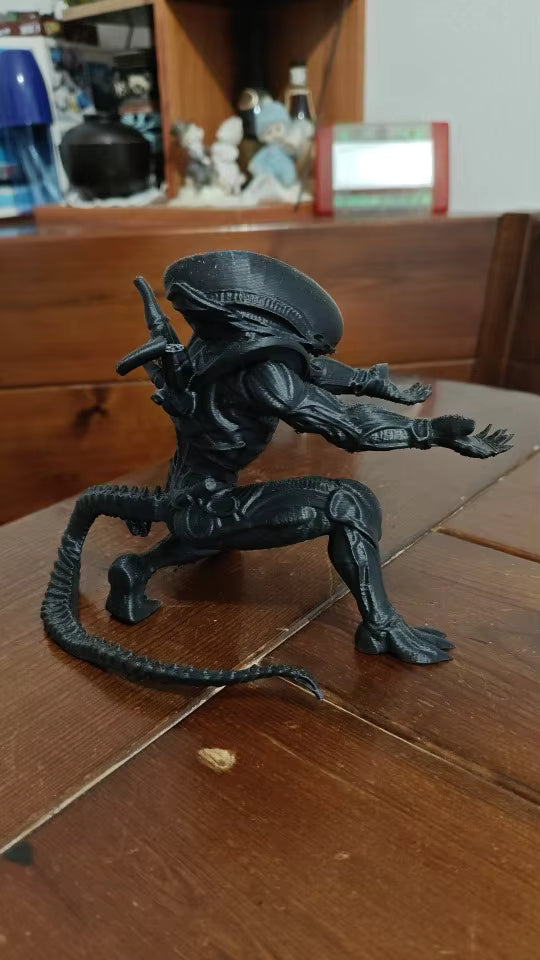 Clevertrail Xenomorph Pen Holder